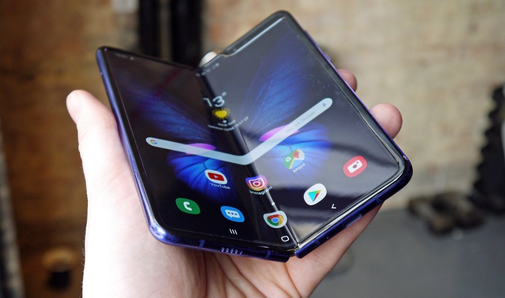 Складной флагман Samsung Galaxy Fold появится в продаже в сентябре